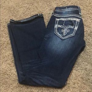 Never been worn rock revivals